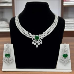 emerald elegance diamond necklace set